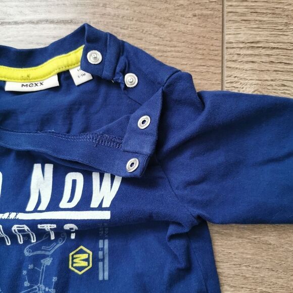 3/$10 Mexx Long sleeve t-shirt size 6-9 m - Picture 3 of 5